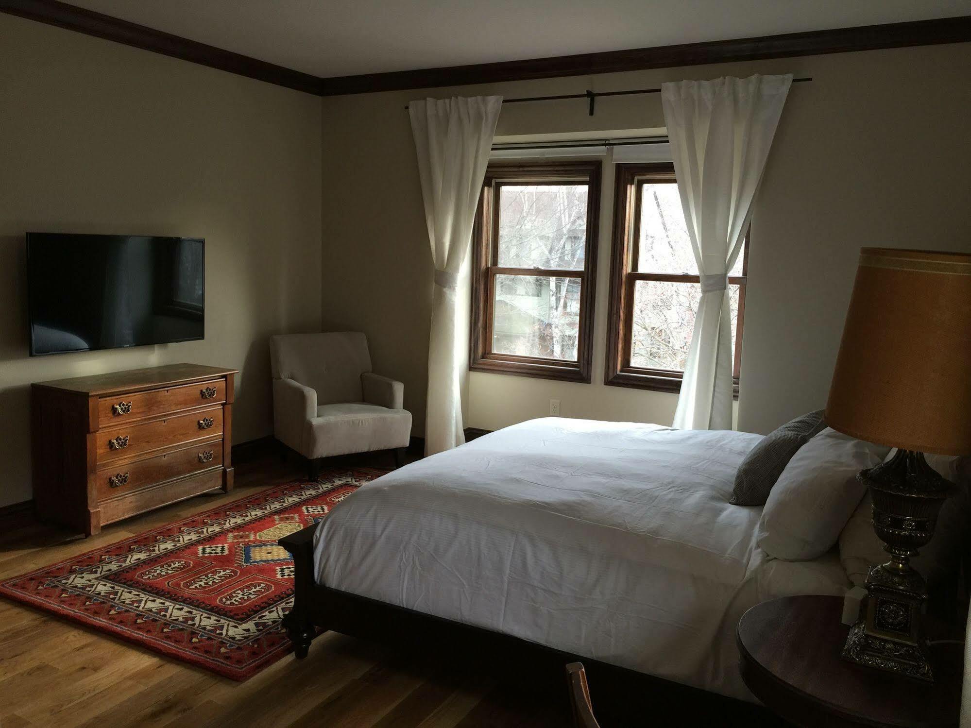 Hotel Dartmouth House à Rochester Extérieur photo